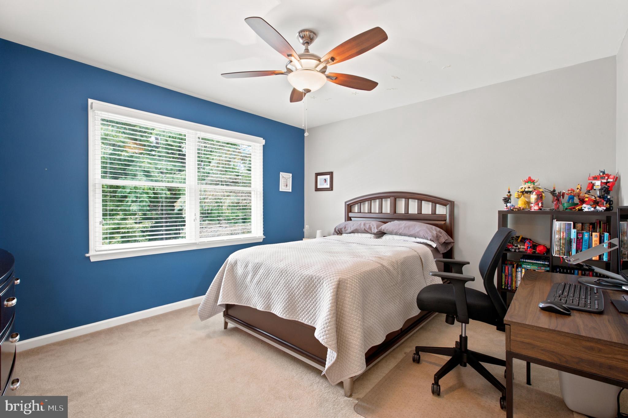 MEADOWBROOK - Residential