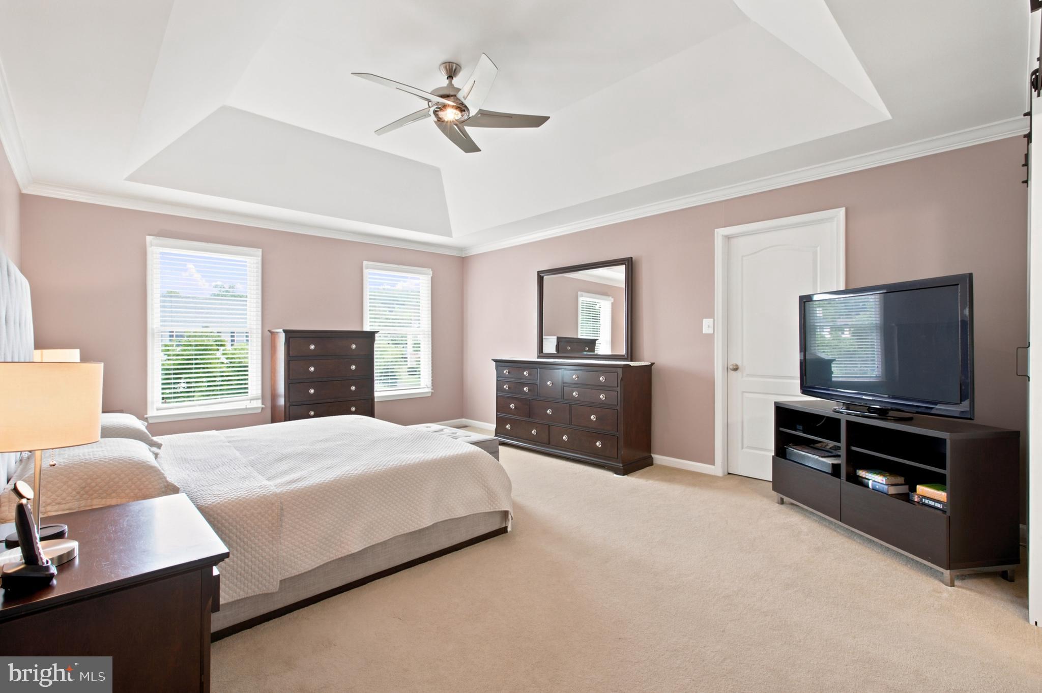 MEADOWBROOK - Residential