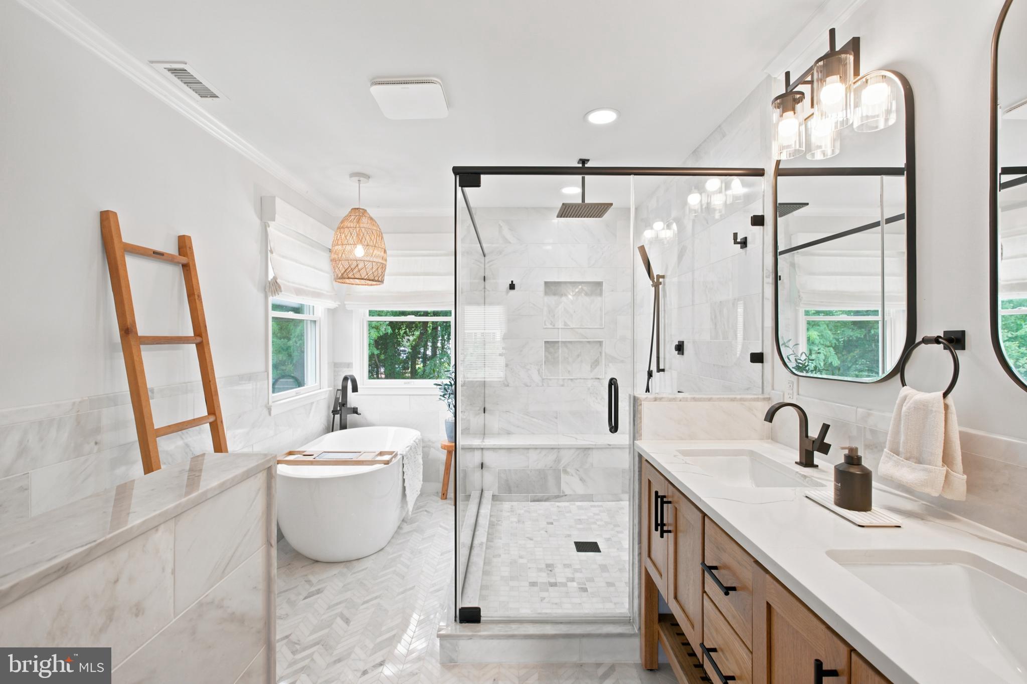 MEADOWBROOK - Residential