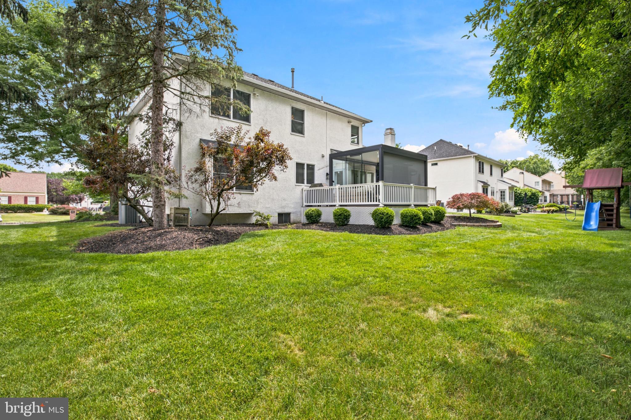 MEADOWBROOK - Residential
