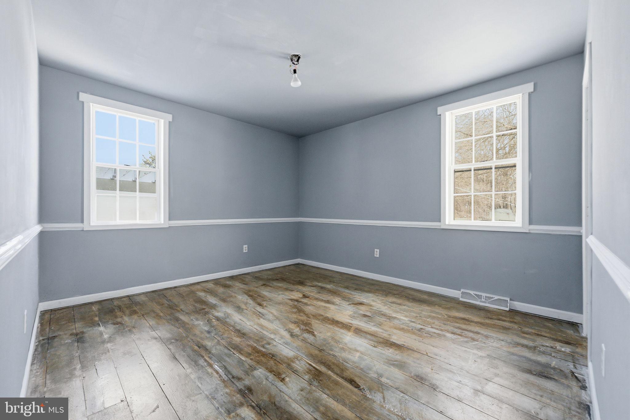 ROLLING MEADOWS - Residential