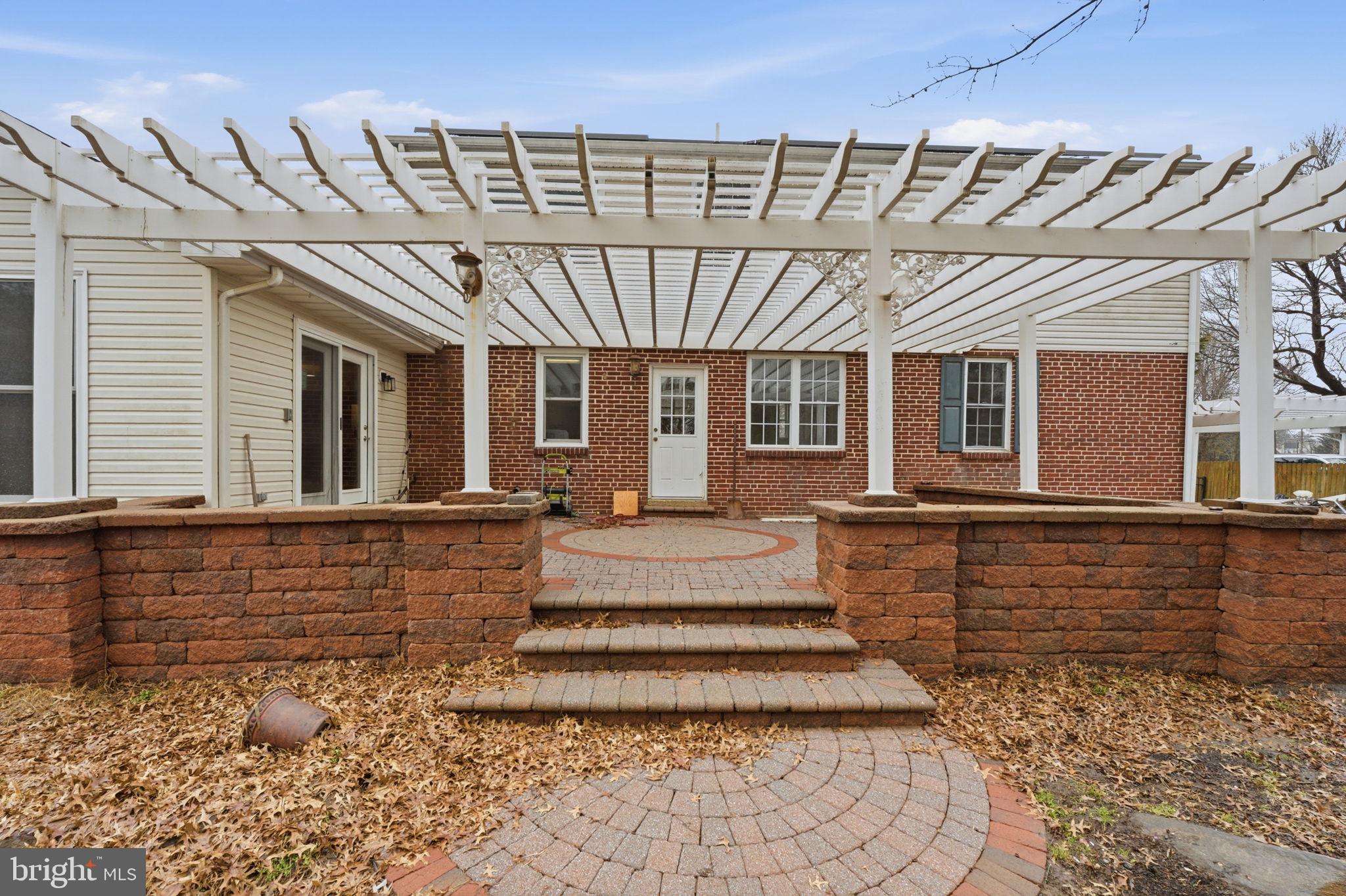 ROLLING MEADOWS - Residential
