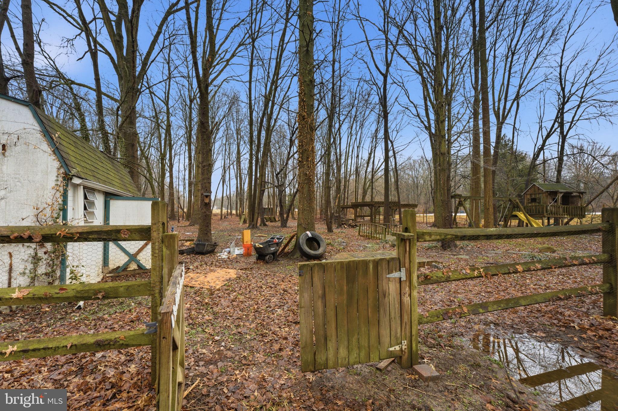 ROLLING MEADOWS - Residential