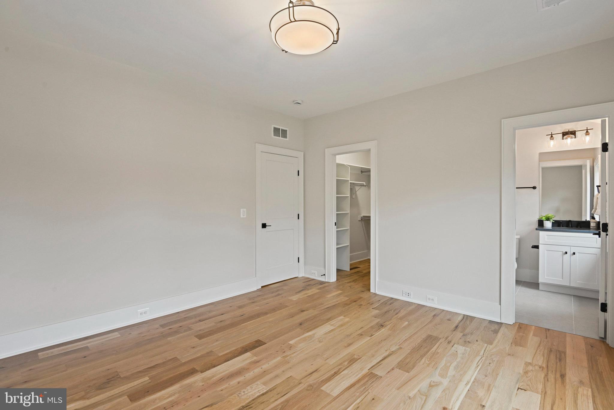 GLYNHILL - Residential