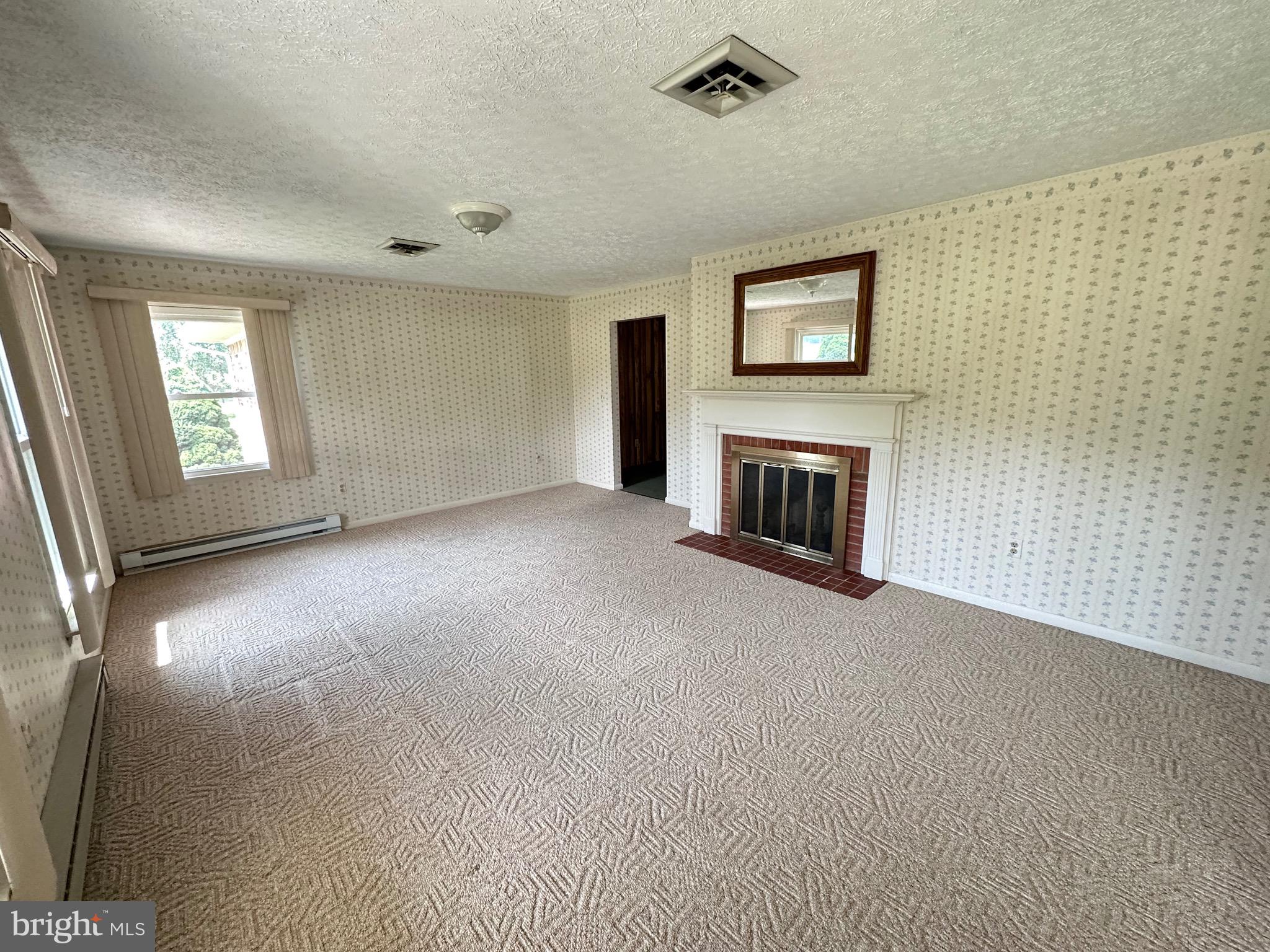 GREAT OAK VALLEY - Residential