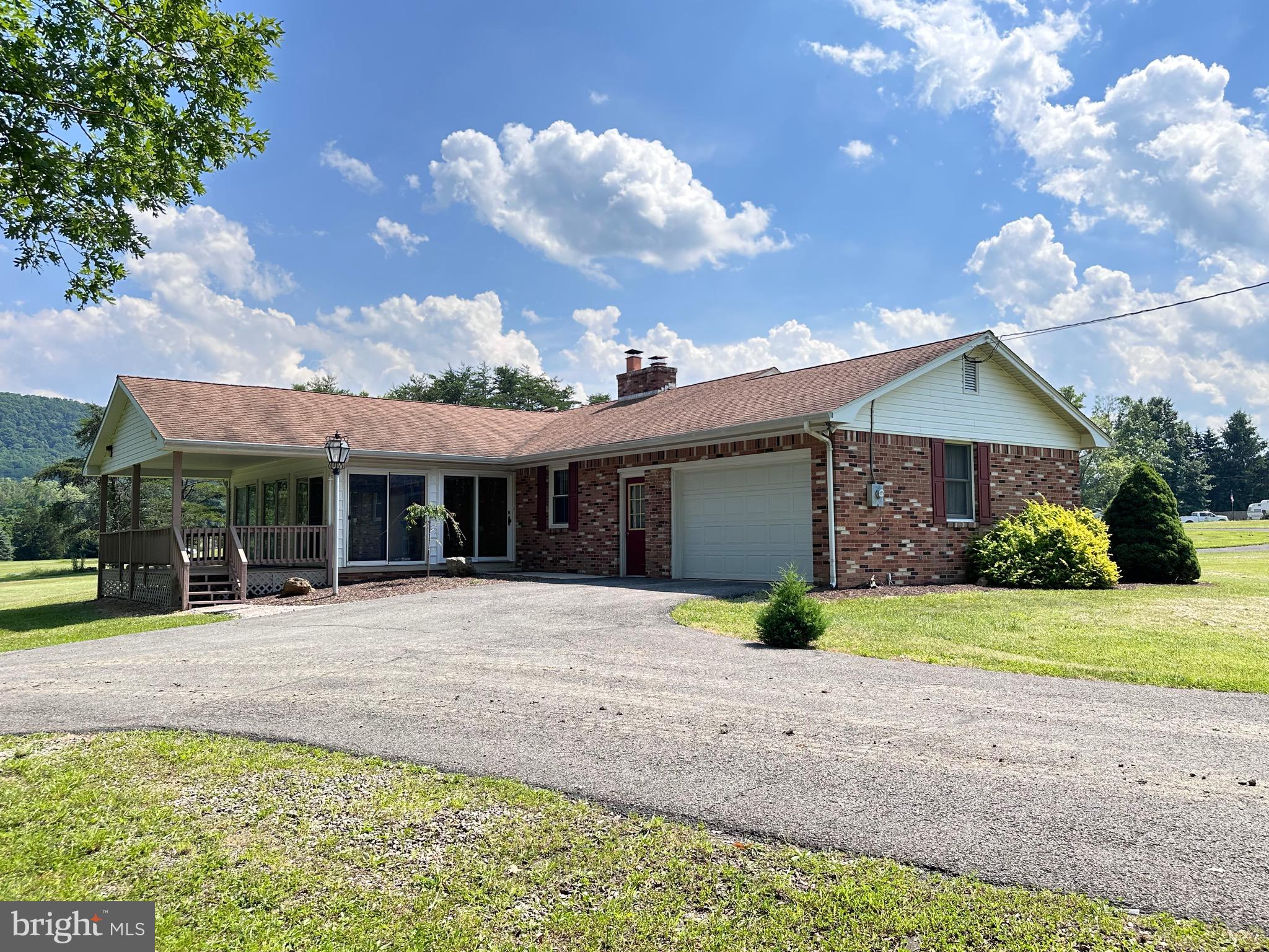 GREAT OAK VALLEY - Residential