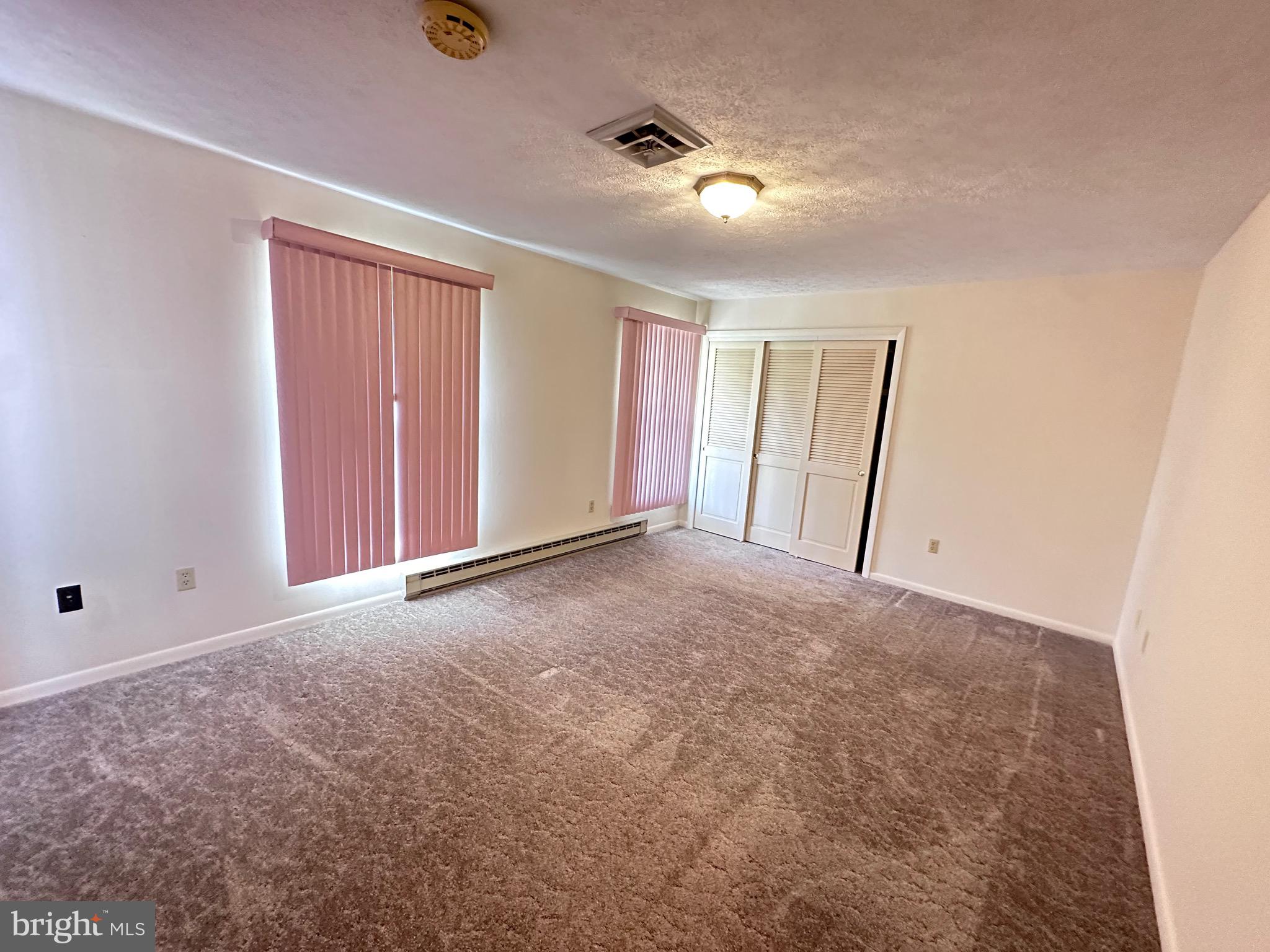 GREAT OAK VALLEY - Residential