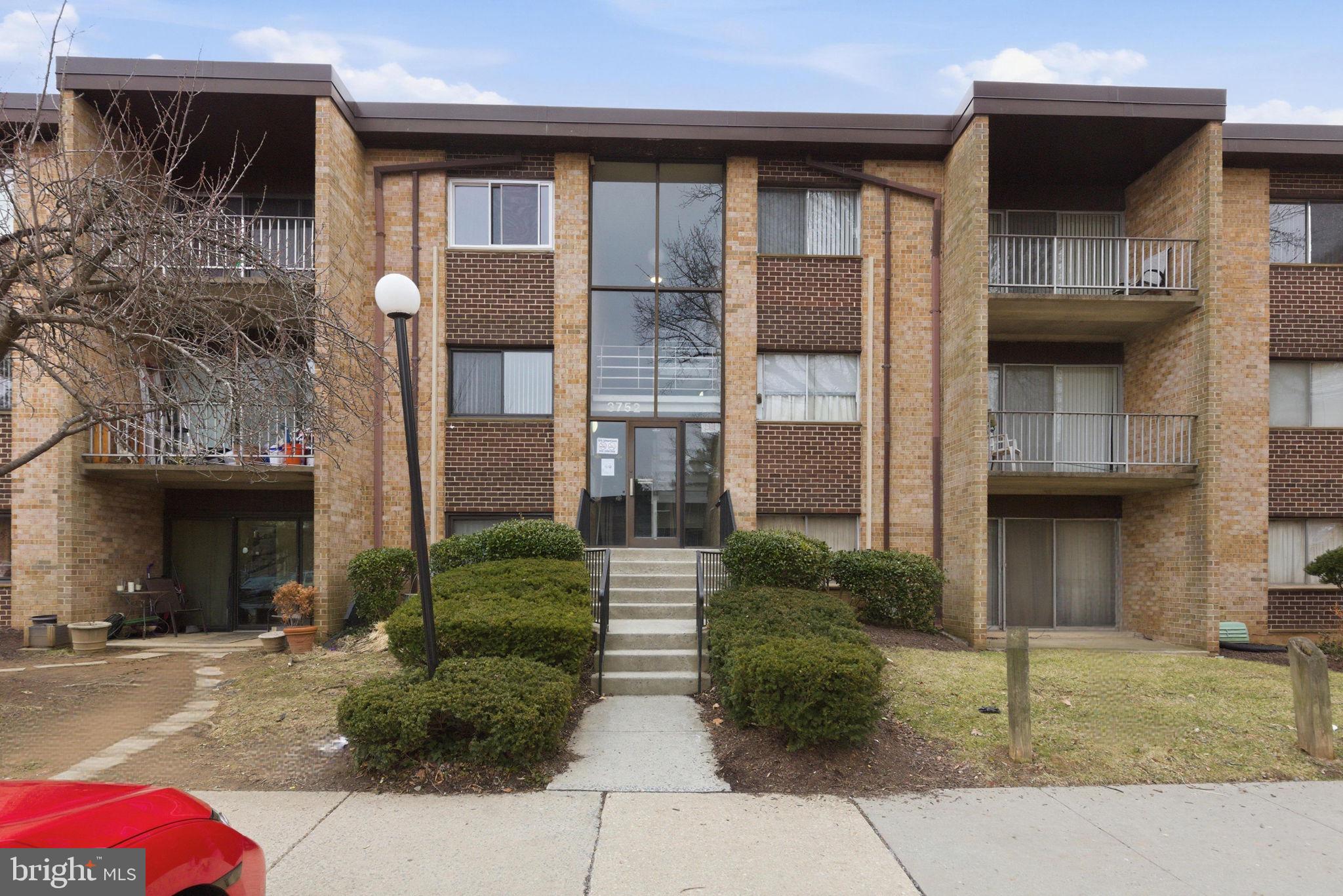 FAIRWAYS - Residential