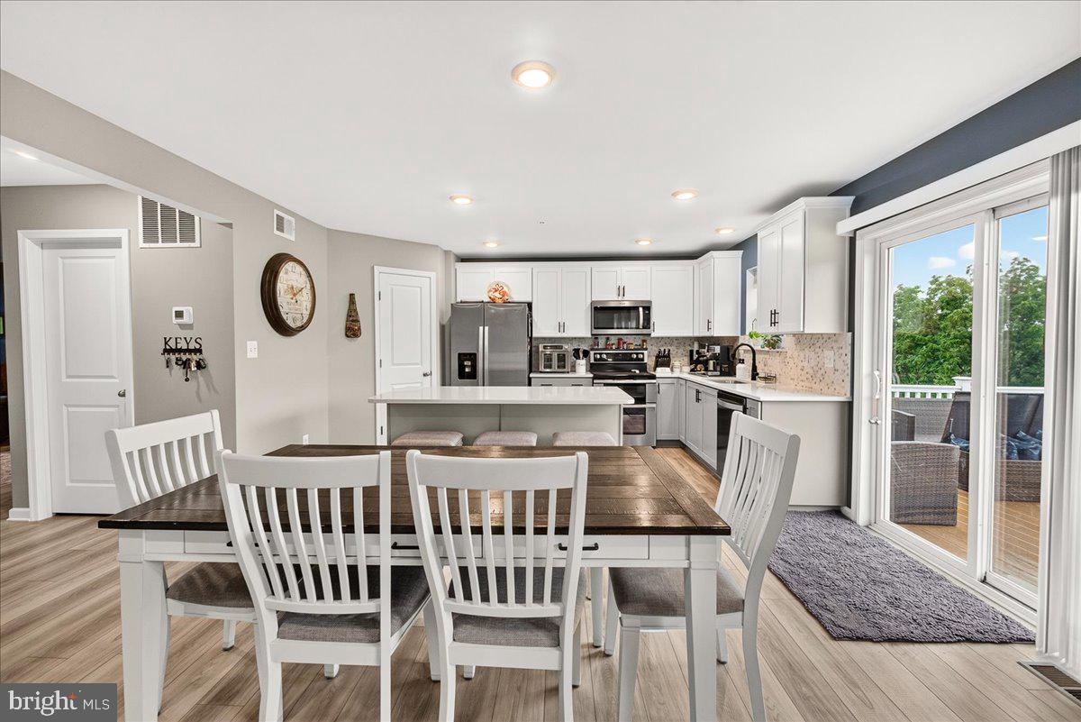 HAMMAKER HILLS - Residential