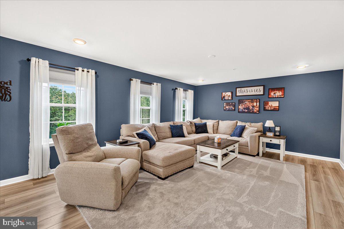 HAMMAKER HILLS - Residential
