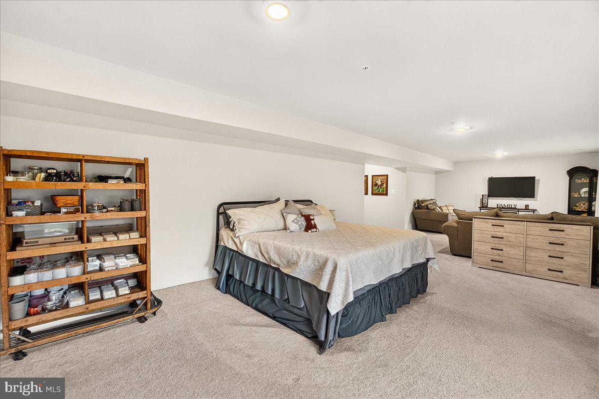 HAMMAKER HILLS - Residential