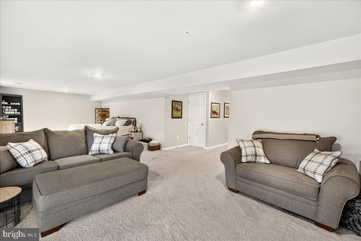 HAMMAKER HILLS - Residential