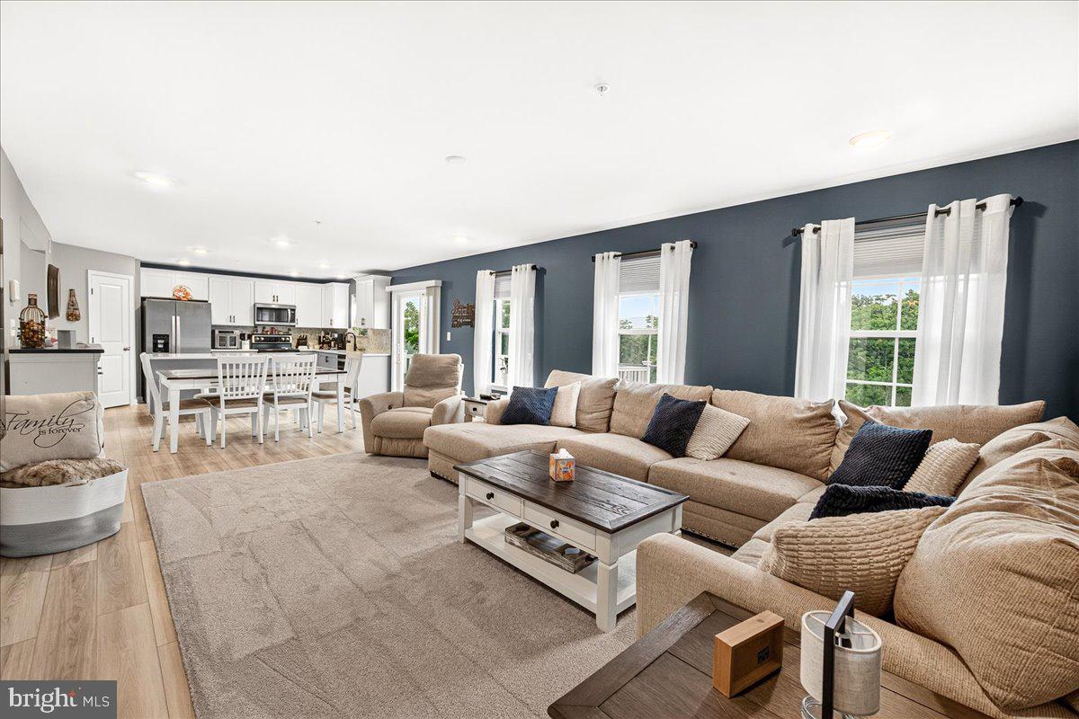 HAMMAKER HILLS - Residential