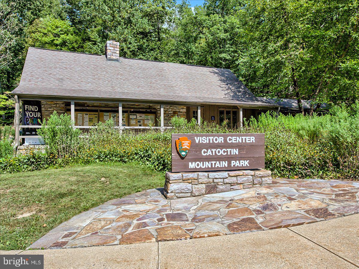 HAMMAKER HILLS - Residential
