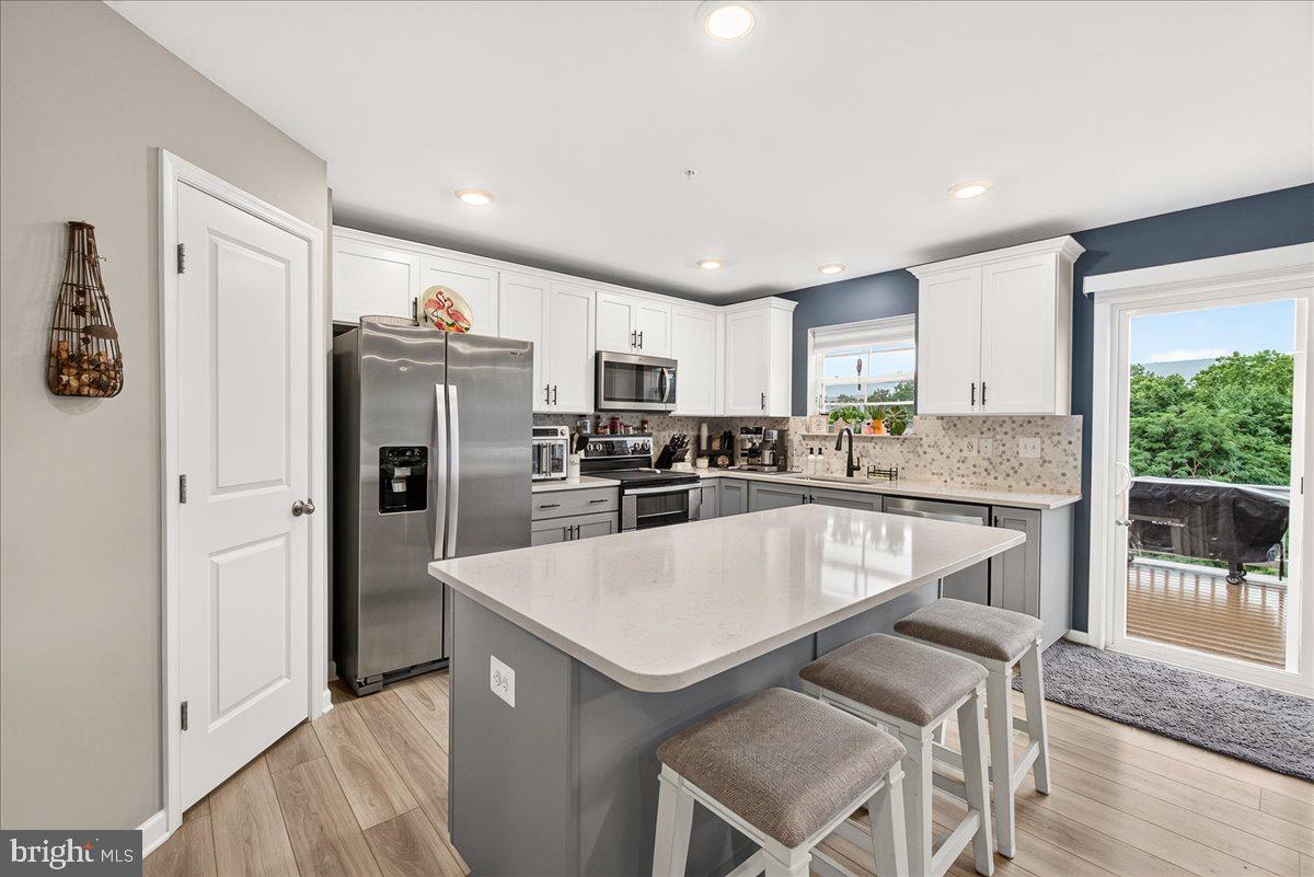 HAMMAKER HILLS - Residential