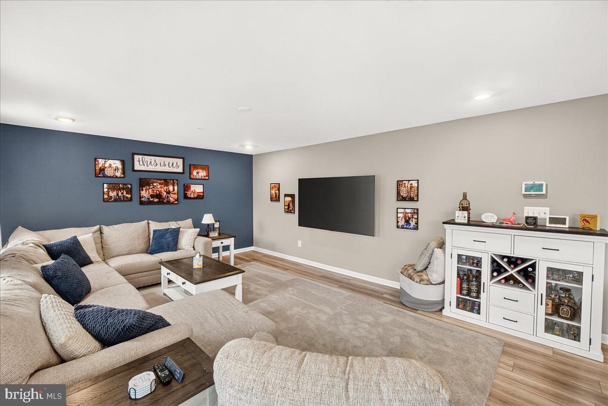 HAMMAKER HILLS - Residential