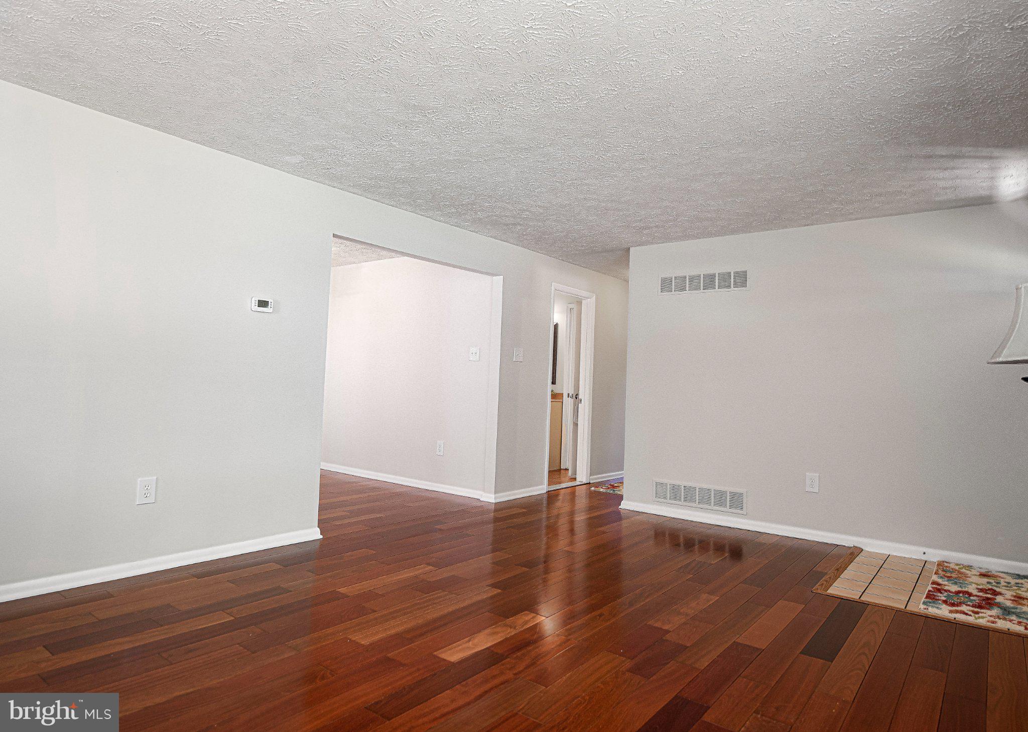 FOREST LAKES - Residential