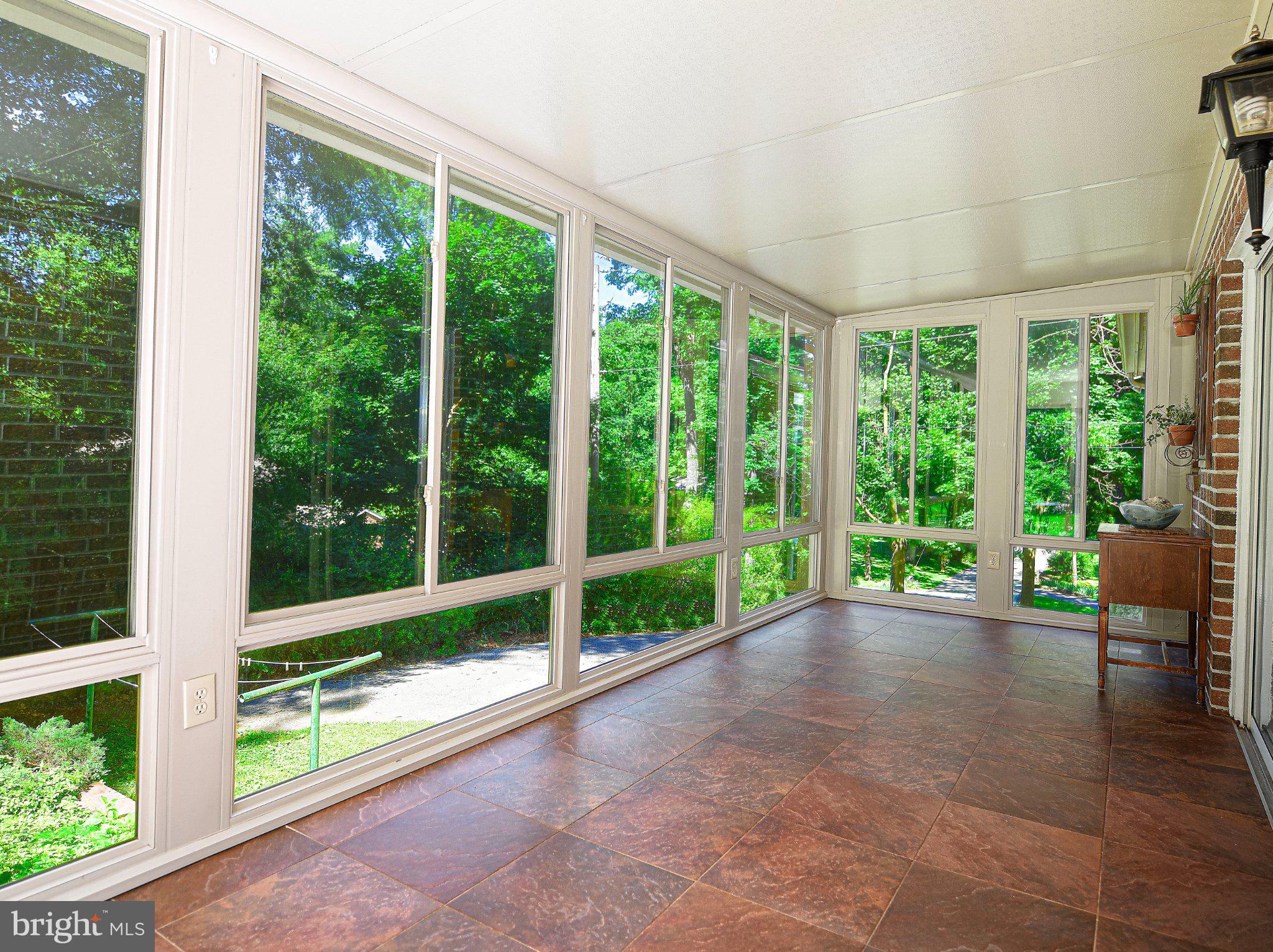 FOREST LAKES - Residential