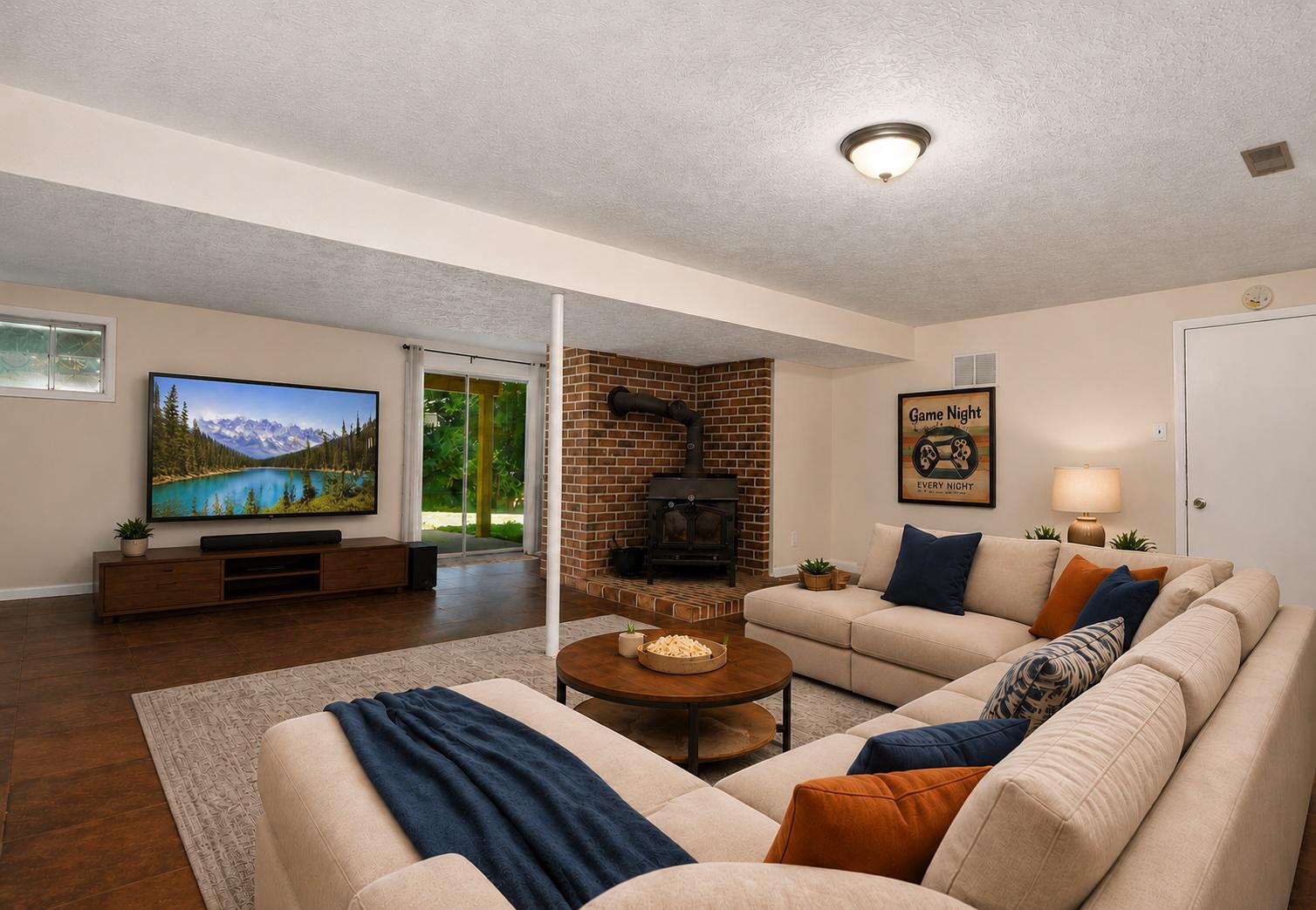FOREST LAKES - Residential