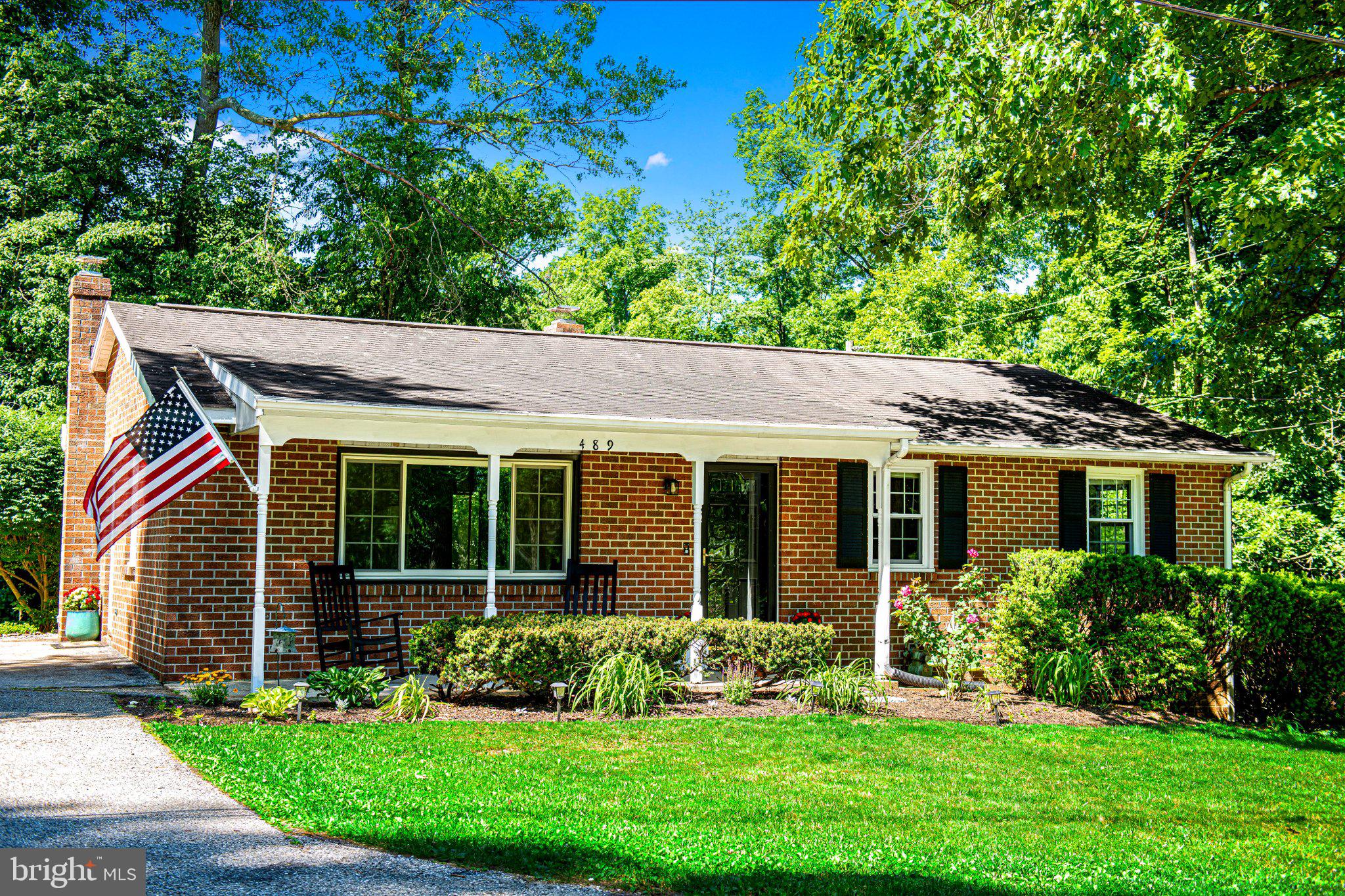 FOREST LAKES - Residential