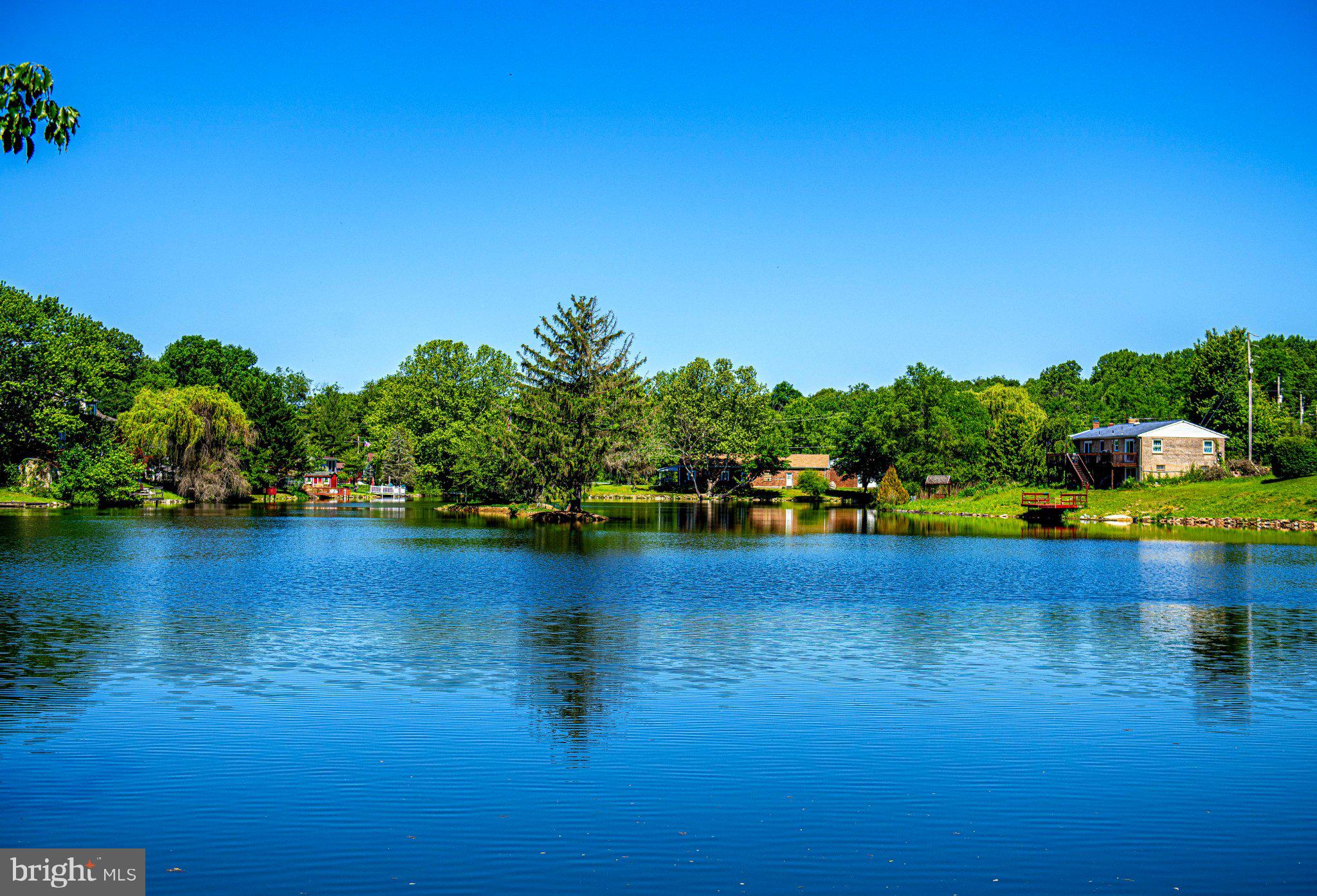 FOREST LAKES - Residential
