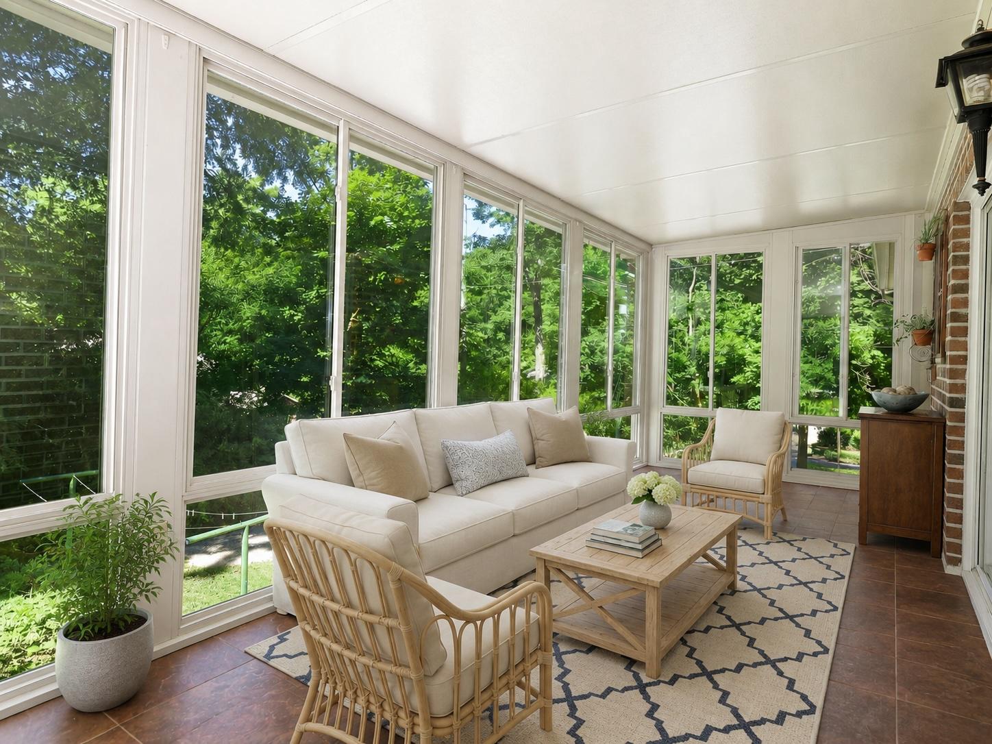 FOREST LAKES - Residential