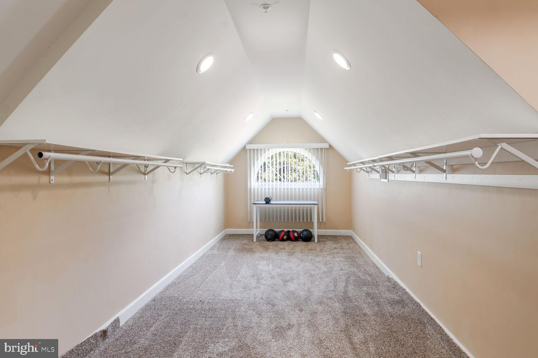 CEDAR FARMS - Residential