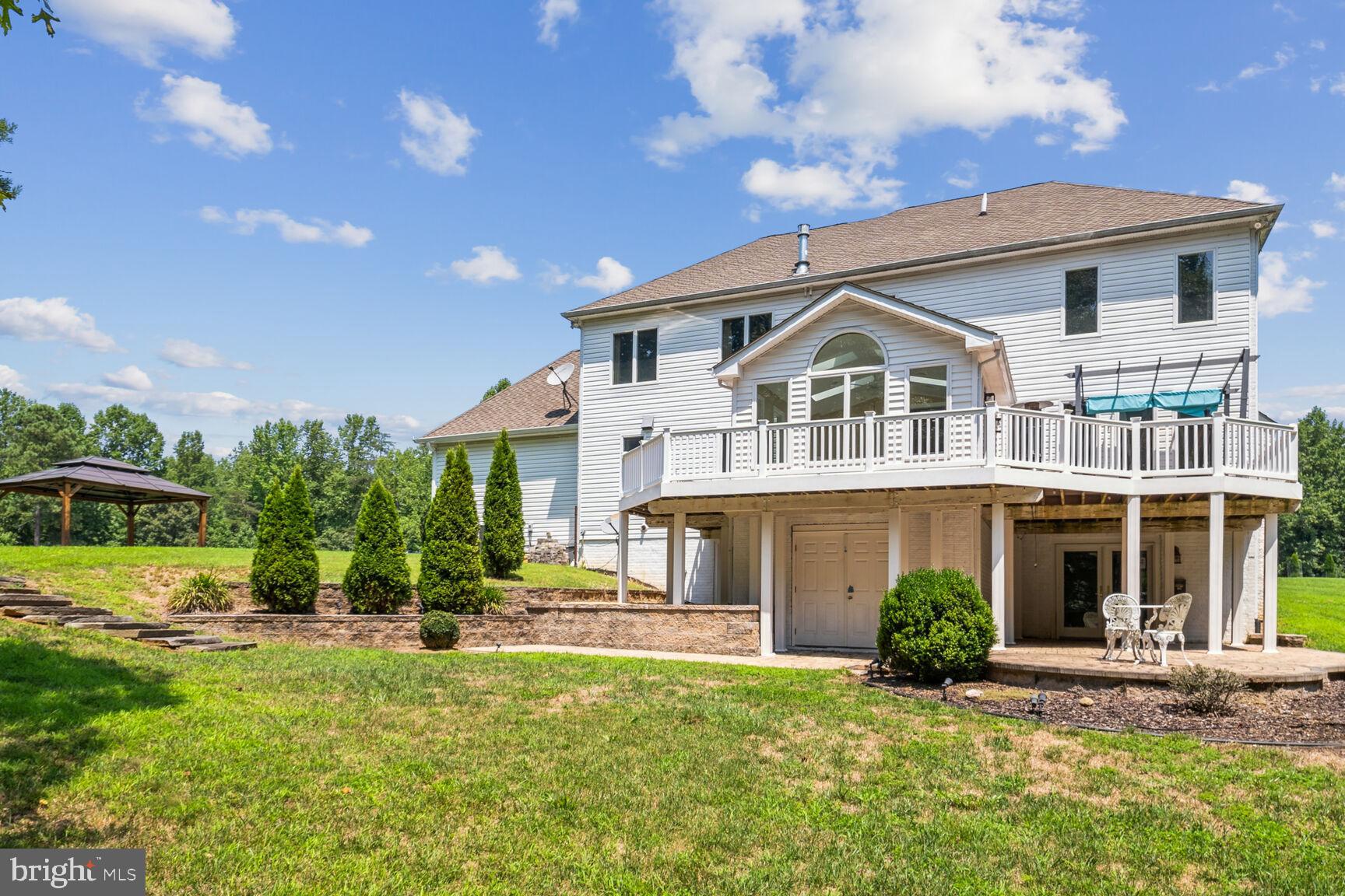 CEDAR FARMS - Residential