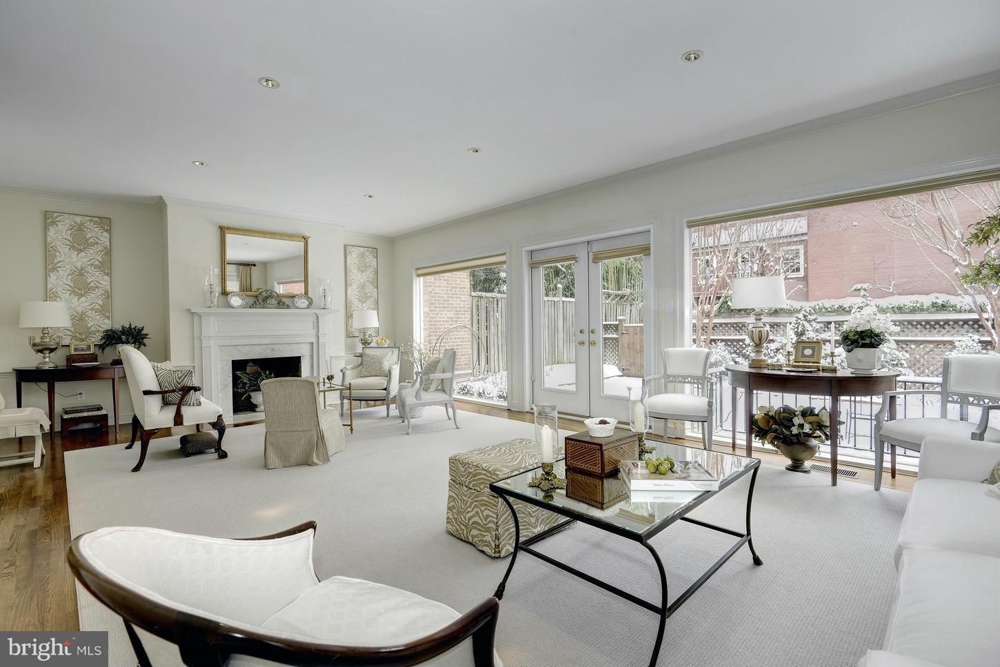 GEORGETOWN - Residential