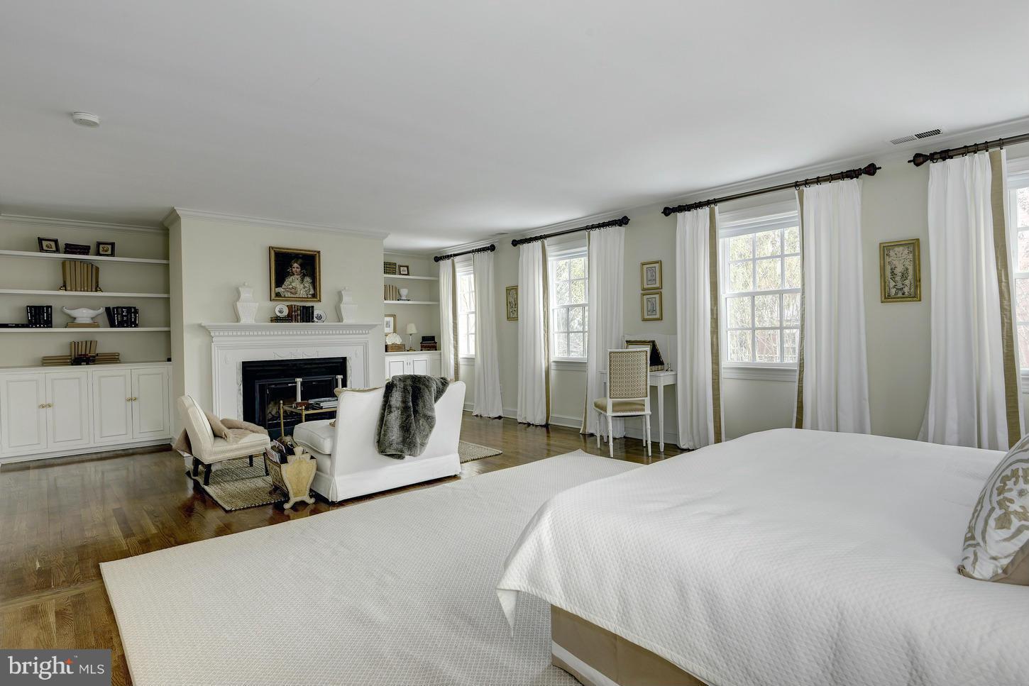 GEORGETOWN - Residential