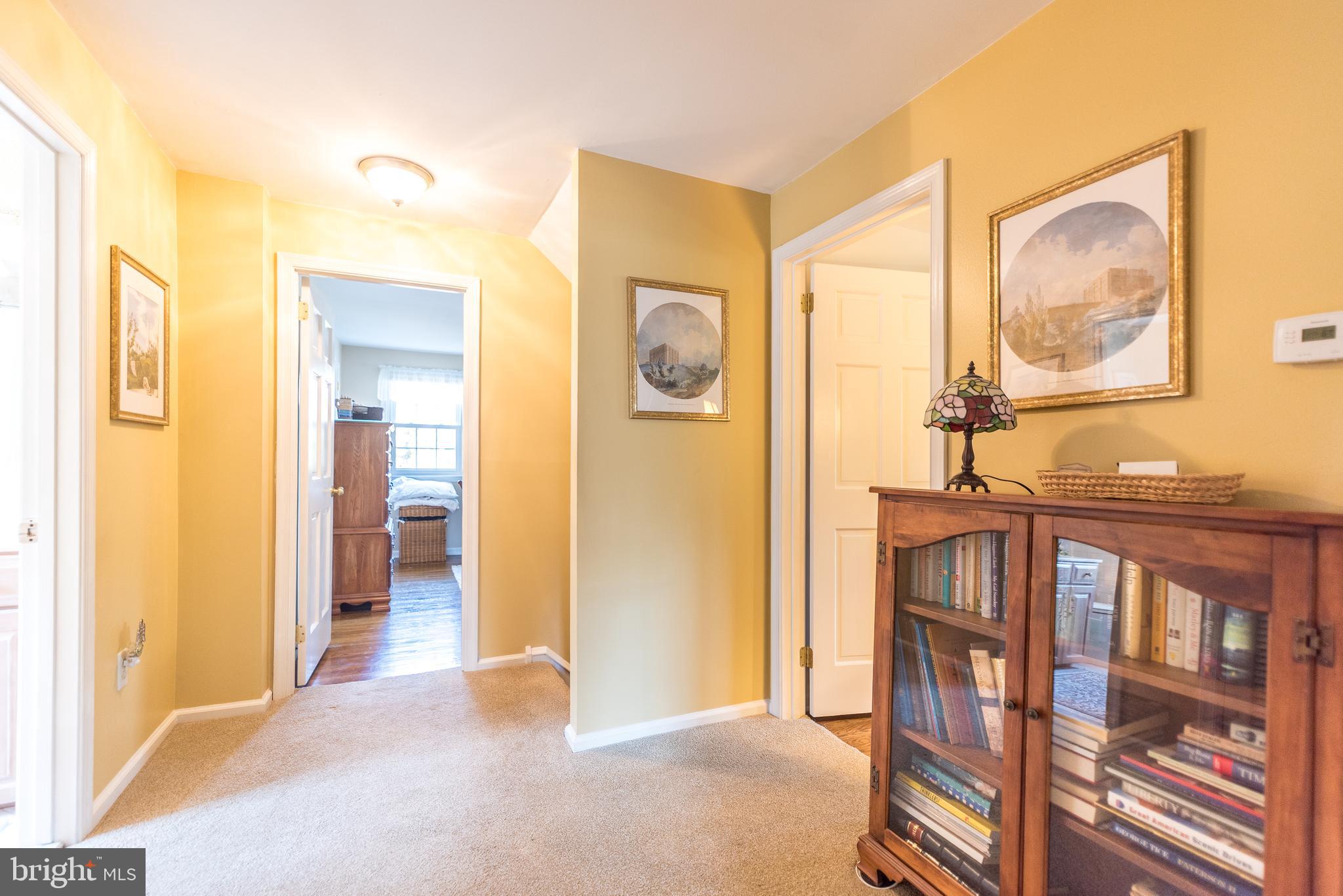 PEBBLE HILL - Residential