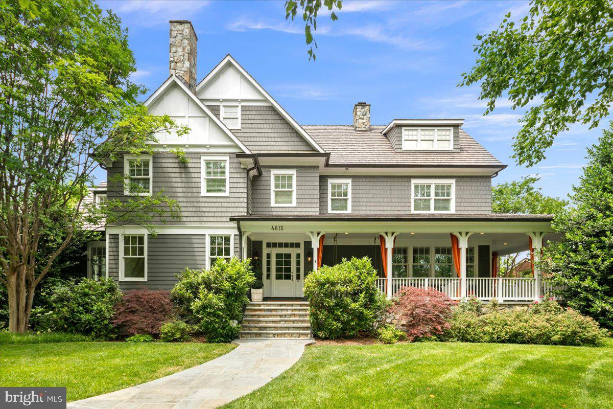 COUNTRY CLUB HILLS - Residential
