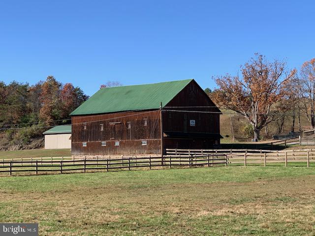 MANN TOWNSHIP - Residential