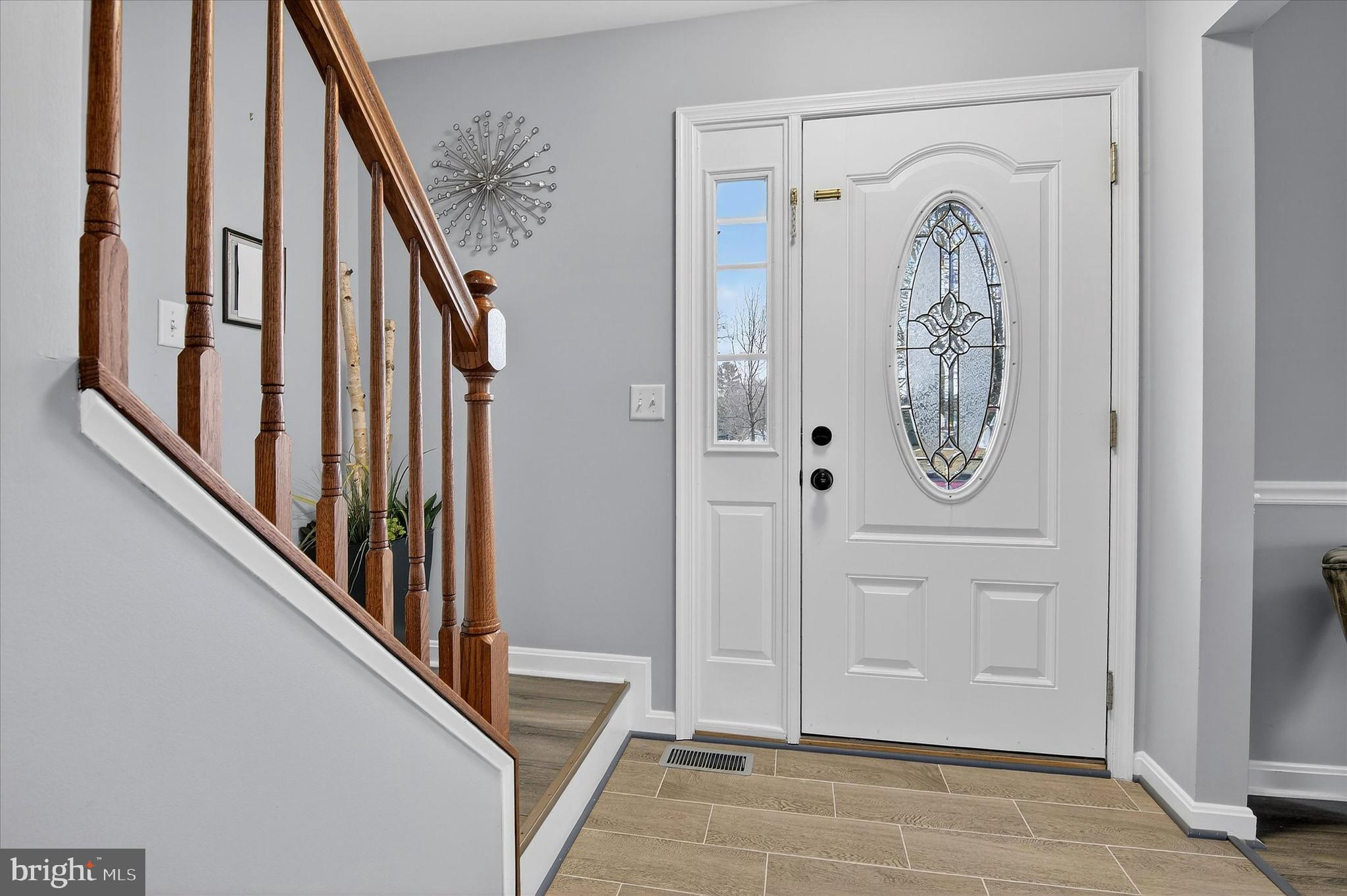 CEDAR LAWN - Residential