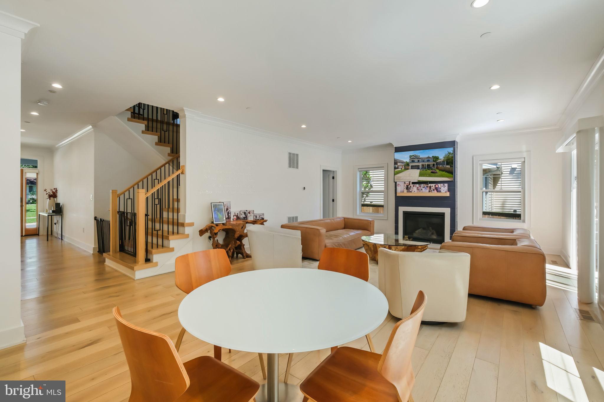 GEORGETOWN VILLAGE - Residential