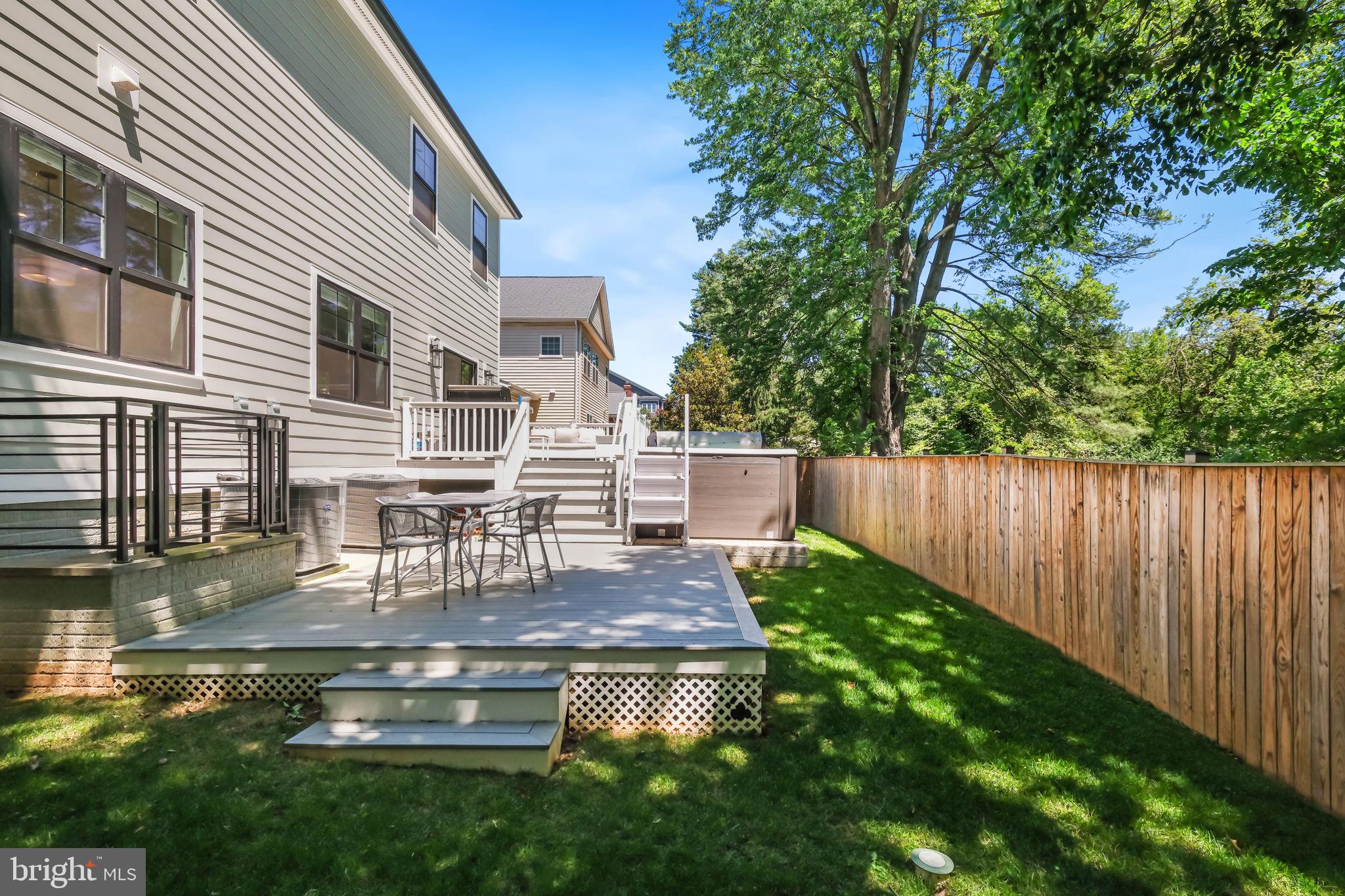 GEORGETOWN VILLAGE - Residential