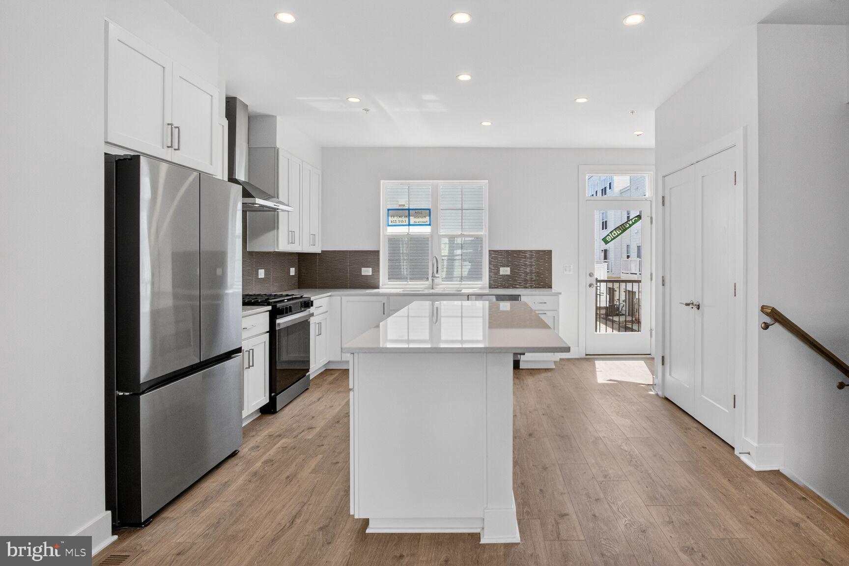 FARMSTEAD DISTRICT - Residential