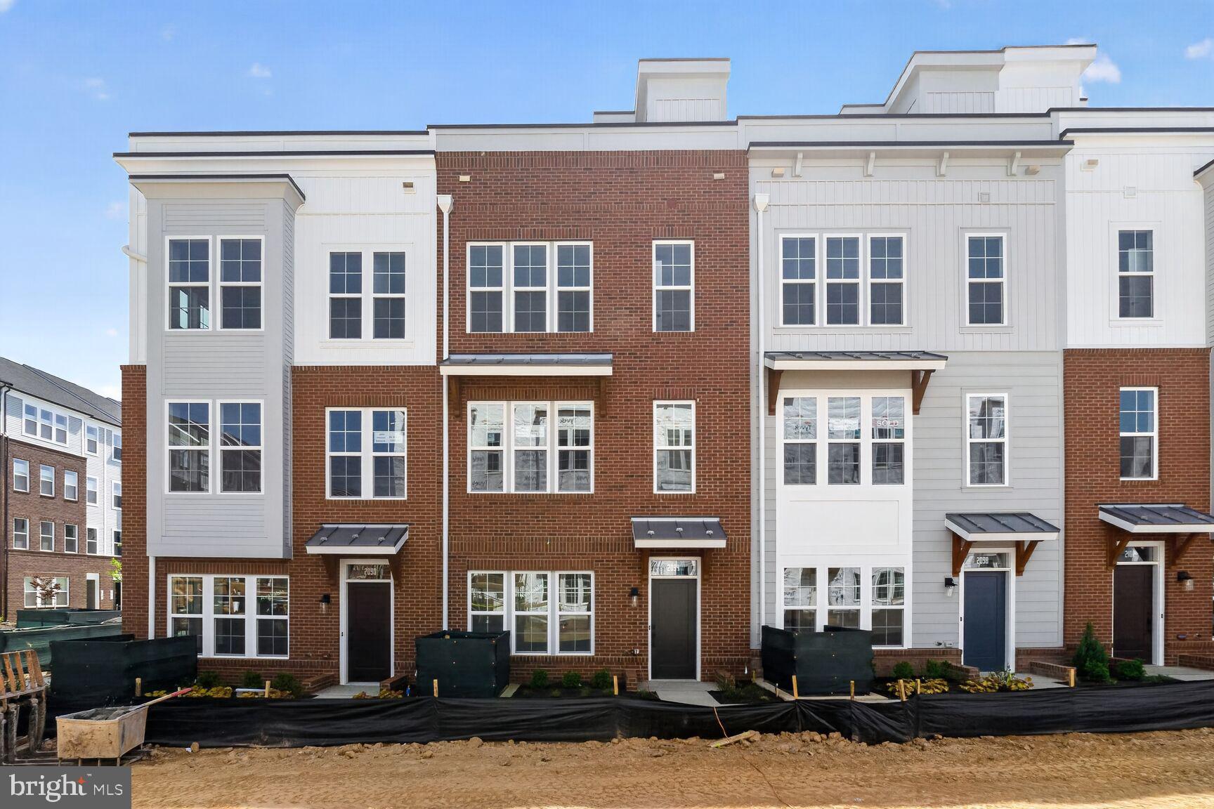 FARMSTEAD DISTRICT - Residential