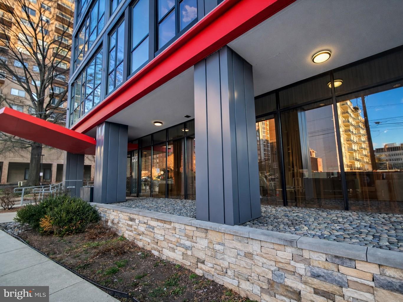DOWNTOWN SILVER SPRING - Residential