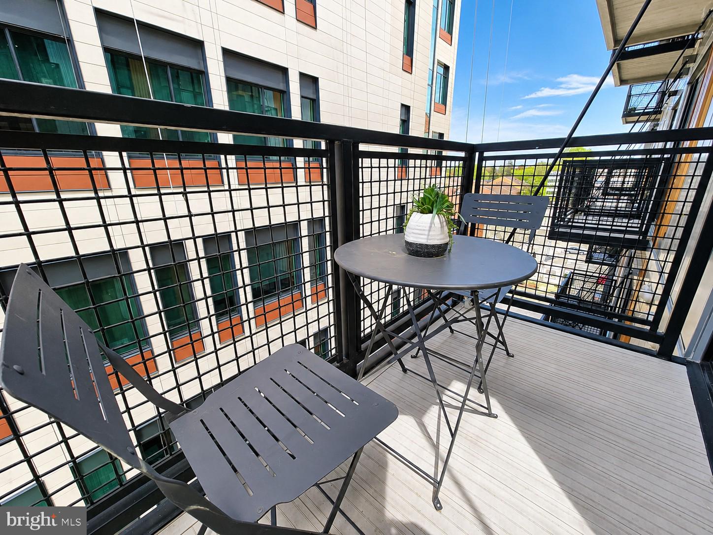 DOWNTOWN SILVER SPRING - Residential