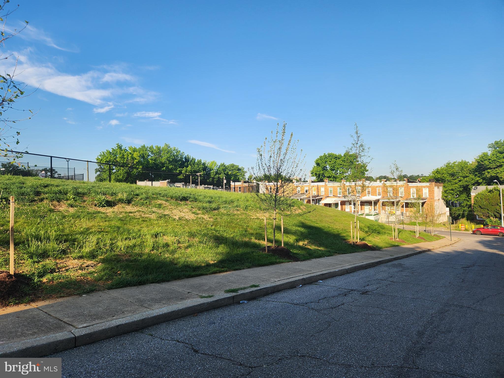 FRANKLINTOWN ROAD - Residential