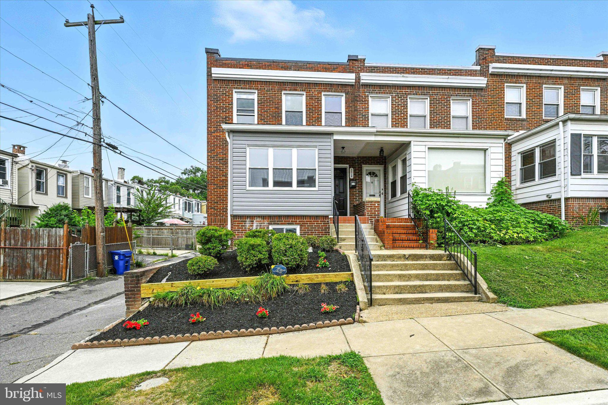 MEDFIELD - Residential
