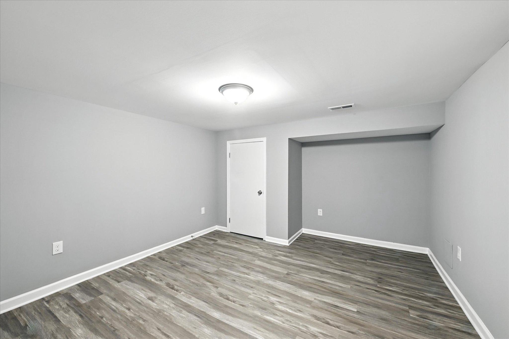 MEDFIELD - Residential