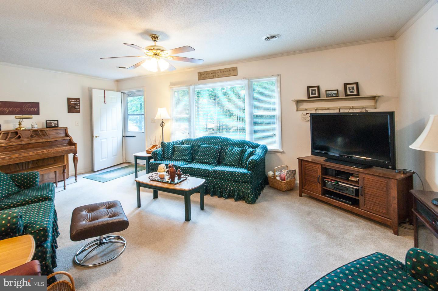 WOODSIDE - Residential