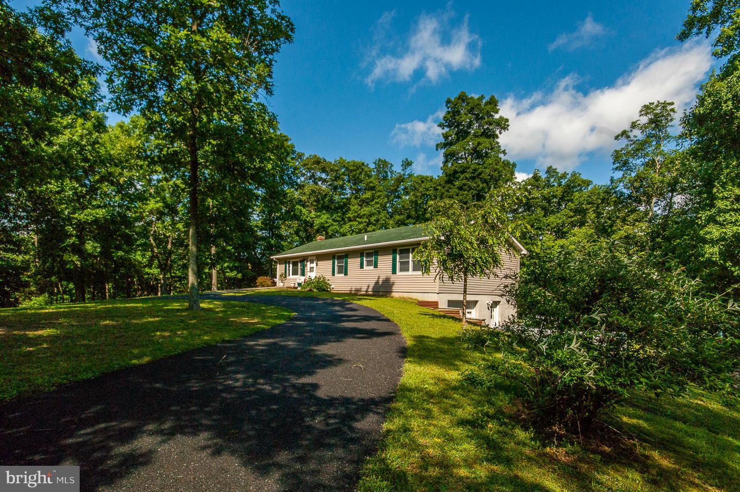 WOODSIDE - Residential