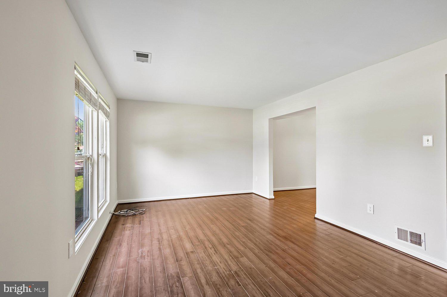 MAPLE RIDGE - Residential