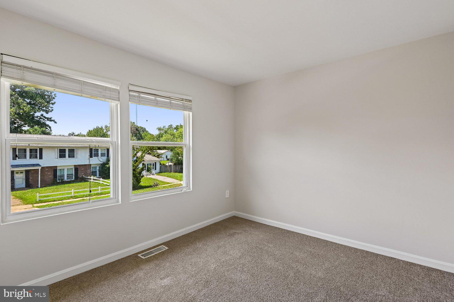 MAPLE RIDGE - Residential