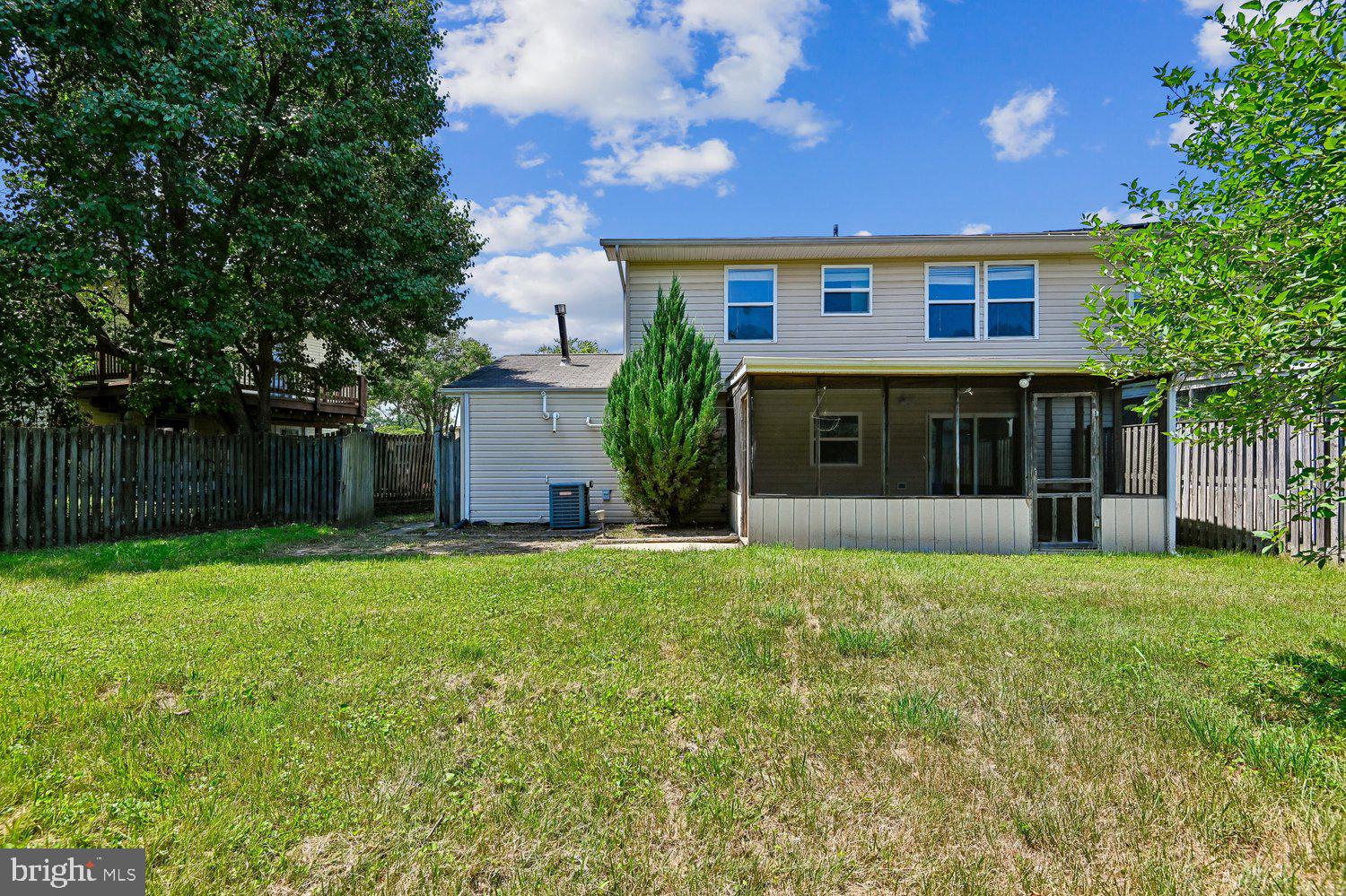 MAPLE RIDGE - Residential
