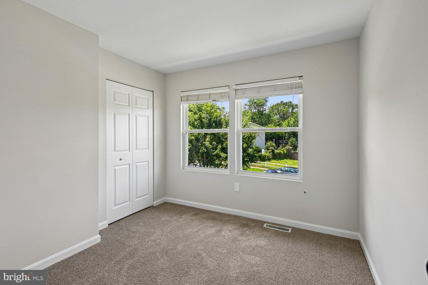 MAPLE RIDGE - Residential