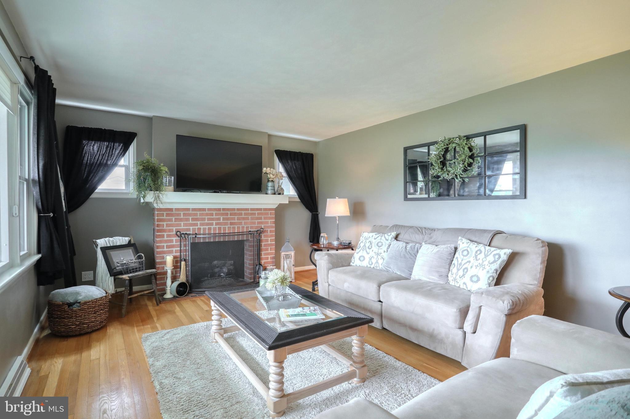 YORK TWP - Residential